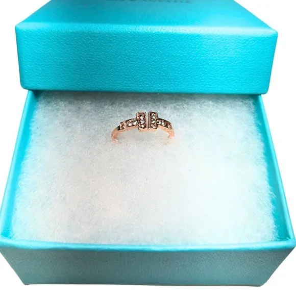 SOLD Adjustable Rose Gold-Tone Stackable 'T' Wire Ring - NWT - Picture 1 of 6